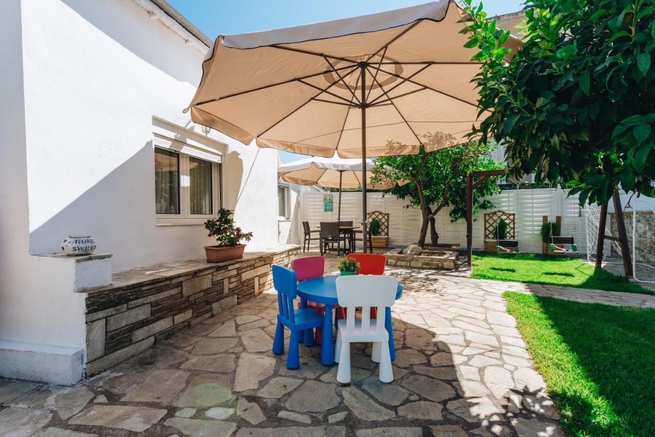 Kesi Beach House Волос Екстериор снимка