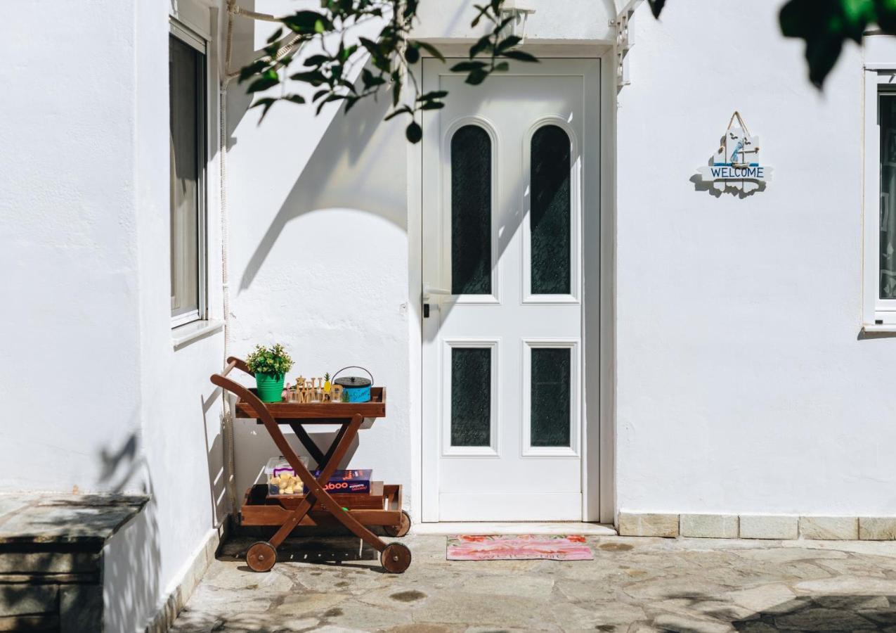 Kesi Beach House Волос Екстериор снимка